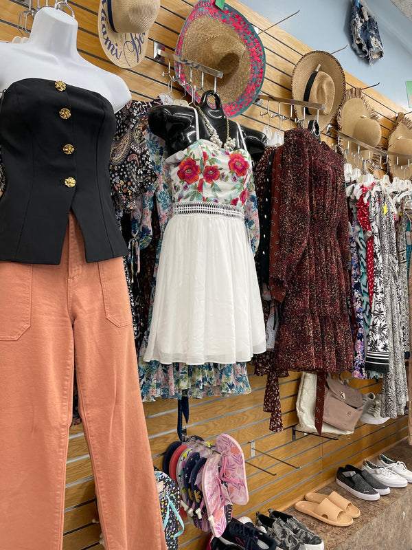 Village Discount Outlet | Ohio's Best Thrift Store